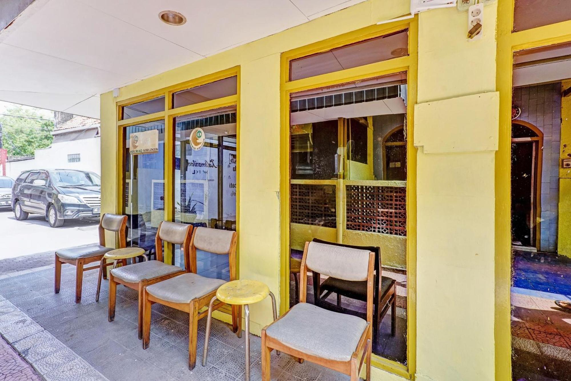 Hotel Kalimantan Σουραμπάγια Εξωτερικό φωτογραφία