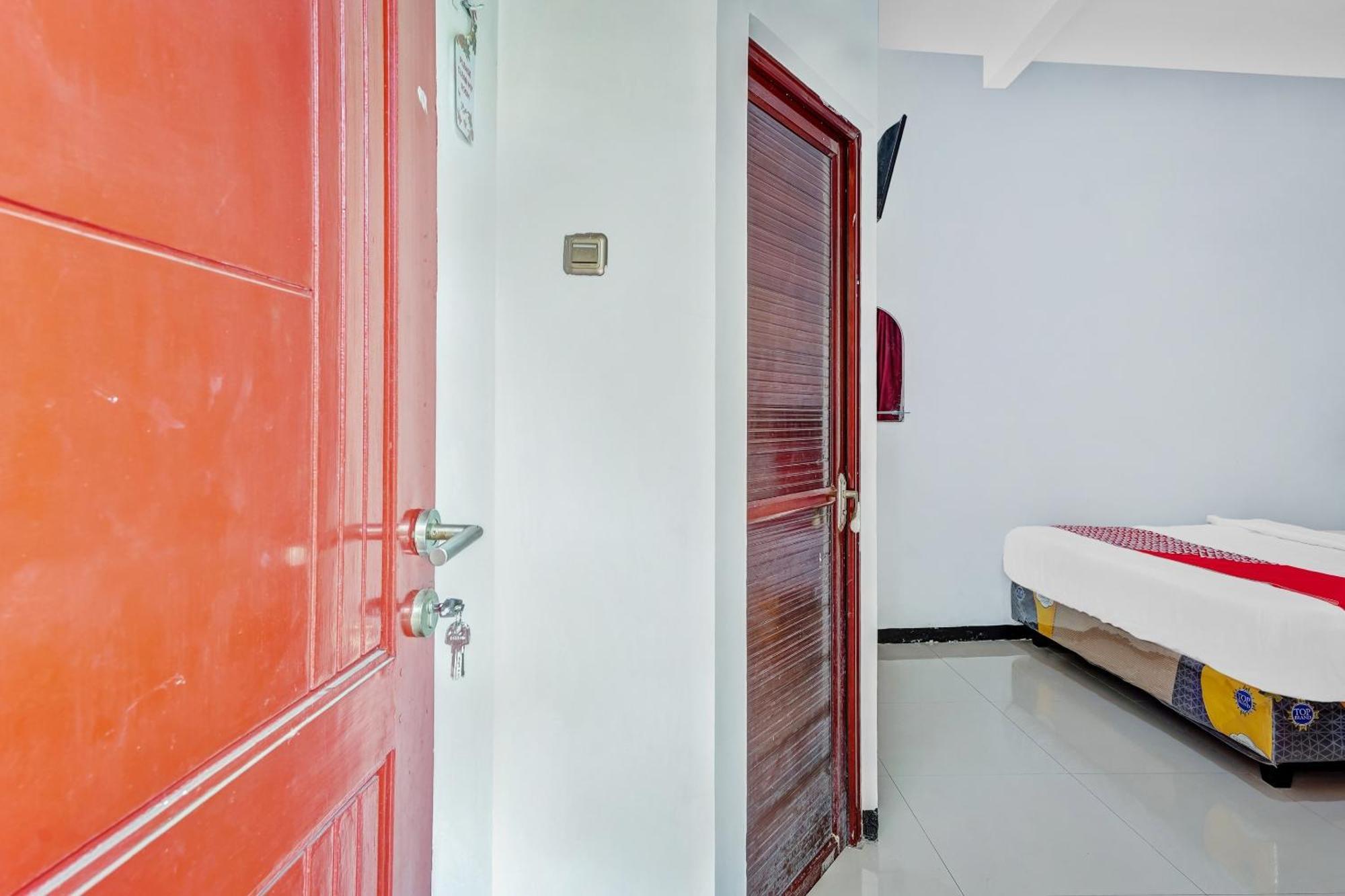 Hotel Kalimantan Σουραμπάγια Εξωτερικό φωτογραφία
