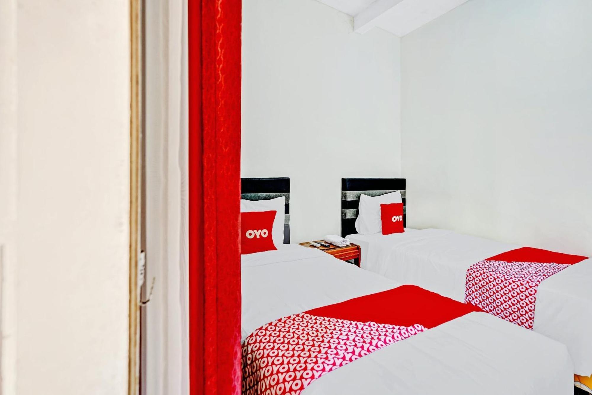 Hotel Kalimantan Σουραμπάγια Εξωτερικό φωτογραφία