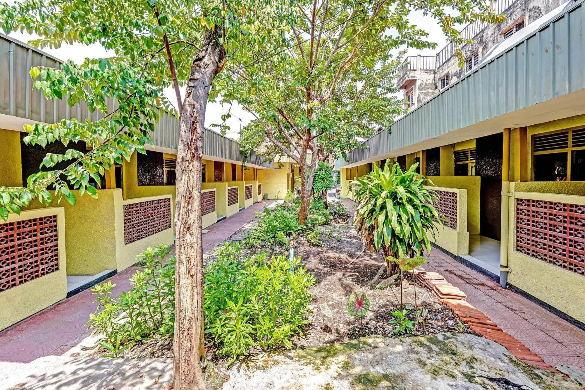 Hotel Kalimantan Σουραμπάγια Εξωτερικό φωτογραφία